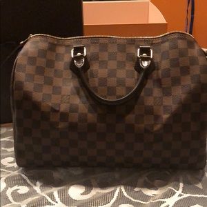 ❌SOLD❌100% authentic  LV Speedy 35